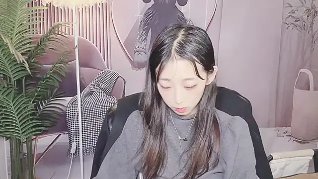 jiangjiang caicai online show from November 10, 2025, 6:56 am