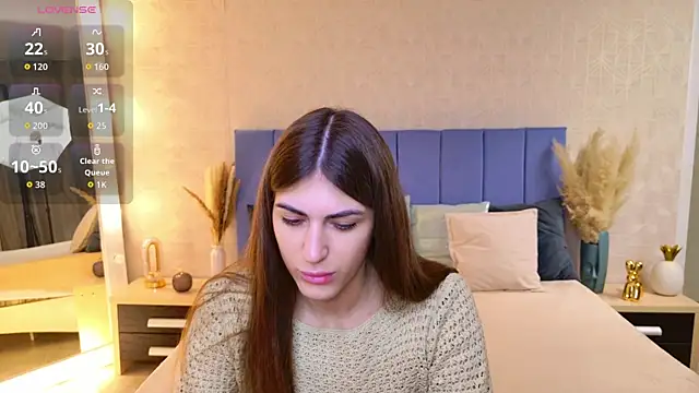 MaggieTurner online show from November 10, 2025, 12:42 am