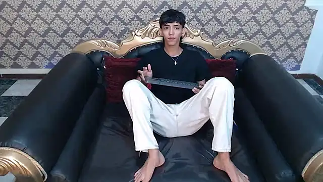 Snapshot of Sebas_cat chatting on September 11, 2025, 11:27 pm Sebas cat online show from September 11, 2025, 11:27 pm