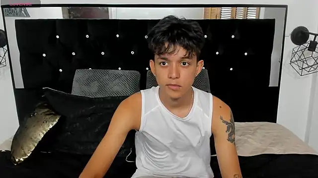 Snapshot of Sebas_cat chatting on October 28, 2025, 2:48 am Sebas cat online show from October 28, 2025, 2:48 am