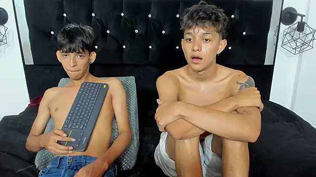 Snapshot of Sebas_cat chatting on November 9, 2025, 8:45 am Sebas cat online show from November 9, 2025, 8:45 am