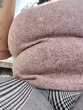 You-sexy-starr online show from November 23, 2025, 3:34 pm