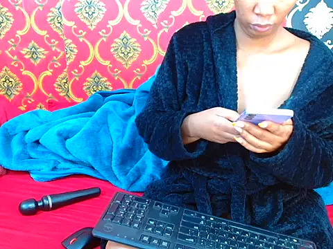 yourperfectcrush online show from September 14, 2025, 8:02 am