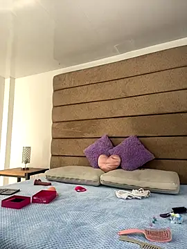 Snapshot of susan_elliot chatting on October 7, 2025, 7:44 pm susan elliot online show from October 7, 2025, 7:44 pm