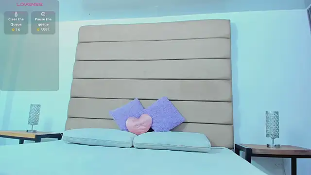 Snapshot of susan_elliot chatting on November 14, 2025, 7:45 pm susan elliot online show from November 14, 2025, 7:45 pm