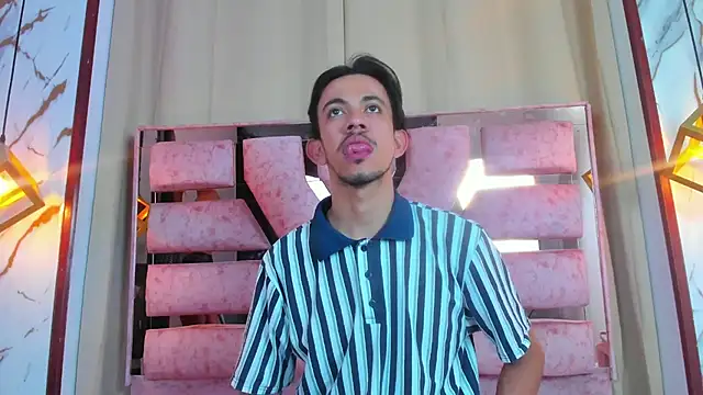 kameron and Nick online show from December 15, 2025, 8:02 pm