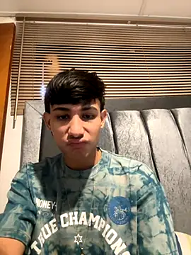 Snapshot of cody_fox10 chatting on October 4, 2025, 7:34 pm cody fox10 online show from October 4, 2025, 7:34 pm