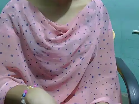 lovely soniya online show from November 4, 2025, 4:44 am