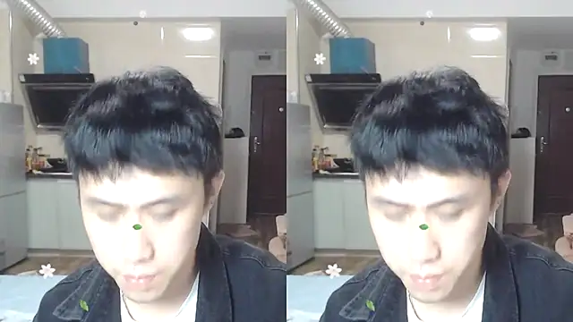 Snapshot of Azyrrgg chatting on October 20, 2025, 1:44 pm Azyrrgg online show from October 20, 2025, 1:44 pm