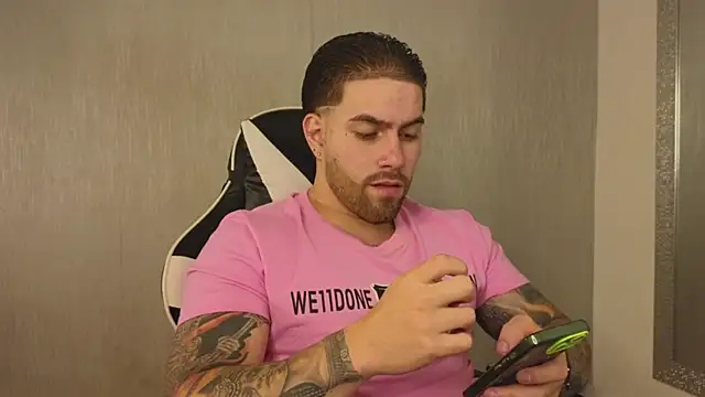 Ades Lowe online show from November 16, 2025, 12:00 pm