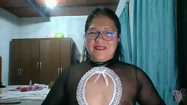 Snapshot of scarlett_widow_ chatting on September 17, 2025, 3:19 am scarlett widow online show from September 17, 2025, 3:19 am