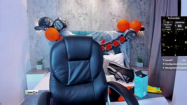 susanasmith18 online show from October 31, 2025, 9:10 am