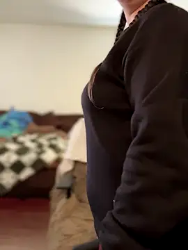 Alix Valentine online show from October 29, 2025, 7:48 pm