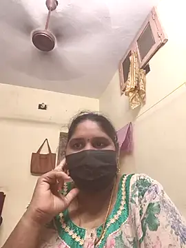 Villageanuty online show from November 24, 2025, 12:27 pm