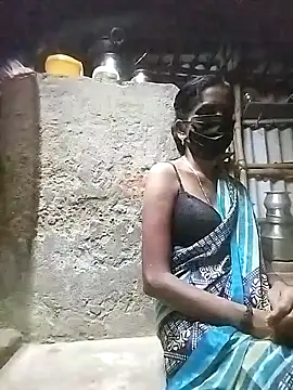 Snapshot of Tamilauntyhot chatting on November 6, 2025, 11:22 am Tamilauntyhot online show from November 6, 2025, 11:22 am