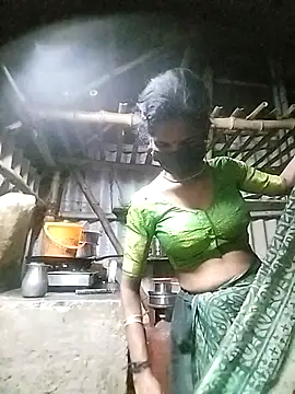 Snapshot of Tamilauntyhot chatting on November 30, 2025, 12:53 pm Tamilauntyhot online show from November 30, 2025, 12:53 pm