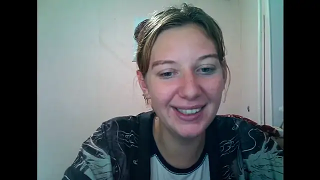 Lily Ember online show from September 20, 2025, 8:10 pm