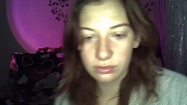 Lily Ember online show from November 20, 2025, 5:01 pm