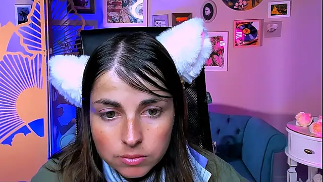 Snapshot of MartaEdams chatting on September 20, 2025, 5:52 am MartaEdams online show from September 20, 2025, 5:52 am