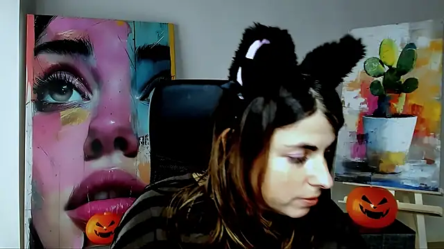 Snapshot of MartaEdams chatting on October 27, 2025, 6:17 am MartaEdams online show from October 27, 2025, 6:17 am