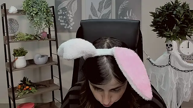 Snapshot of MartaEdams chatting on November 6, 2025, 6:14 am MartaEdams online show from November 6, 2025, 6:14 am