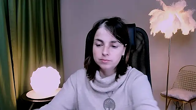 Snapshot of MartaEdams chatting on November 25, 2025, 5:40 am MartaEdams online show from November 25, 2025, 5:40 am