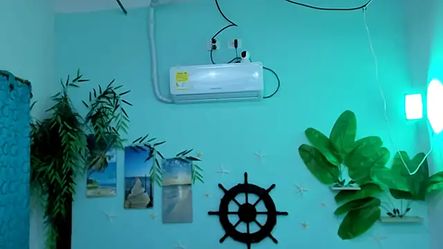 eladyrous98 online show from November 28, 2025, 7:00 am