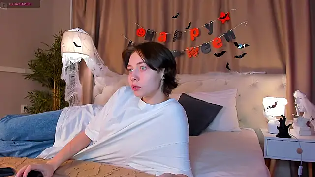 Skelerata online show from October 29, 2025, 1:19 am