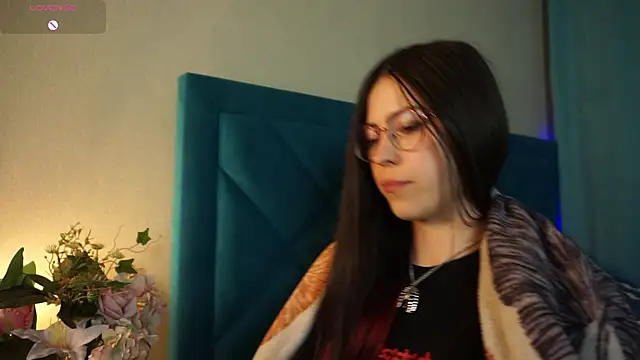 Snapshot of ywixos chatting on September 28, 2025, 1:38 pm ywixos online show from September 28, 2025, 1:38 pm