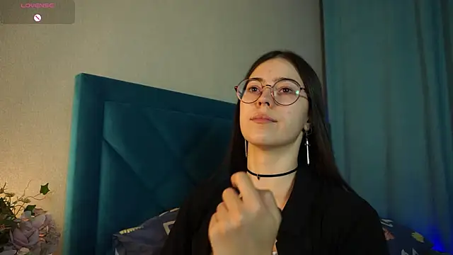 Snapshot of ywixos chatting on October 9, 2025, 1:20 pm ywixos online show from October 9, 2025, 1:20 pm