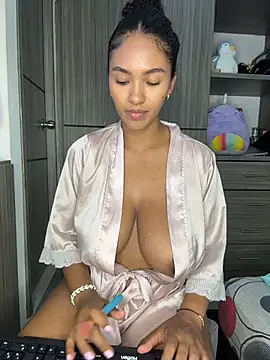 Mia sweet80 online show from November 30, 2025, 4:16 am