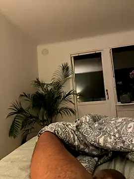 latina-pene online show from September 25, 2025, 10:24 pm