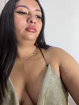 Snapshot of Issa_Santana chatting on December 16, 2025, 8:47 pm Issa Santana online show from December 16, 2025, 8:47 pm