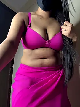 Snapshot of Cute-Sakhi chatting on October 6, 2025, 7:00 pm Cute-Sakhi online show from October 6, 2025, 7:00 pm