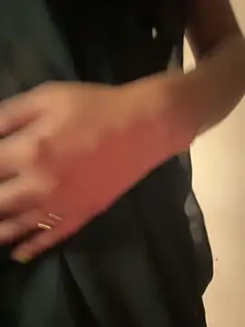 Snapshot of Cute-Sakhi chatting on October 7, 2025, 7:33 pm Cute-Sakhi online show from October 7, 2025, 7:33 pm