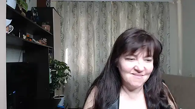 Snapshot of Illusionq chatting on October 7, 2025, 9:39 am Illusionq online show from October 7, 2025, 9:39 am