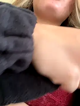 Snapshot of StephanieMur chatting on September 14, 2025, 4:55 am StephanieMur online show from September 14, 2025, 4:55 am