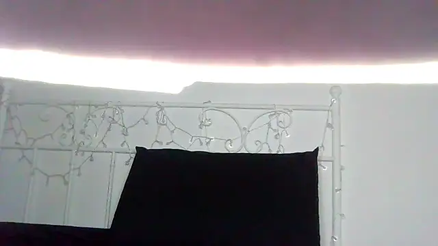 ASSERINAAA online show from November 2, 2025, 12:51 pm