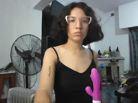 Snapshot of loliporomero chatting on September 21, 2025, 10:44 pm loliporomero online show from September 21, 2025, 10:44 pm