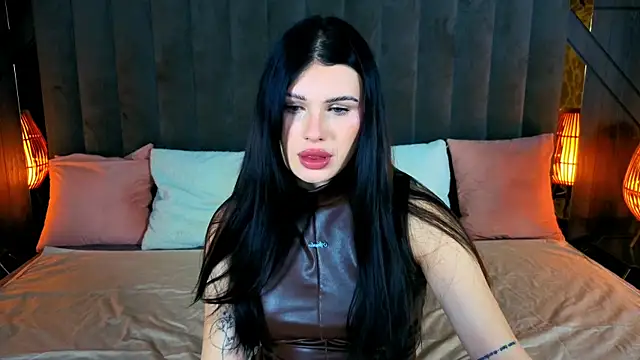 Snapshot of Neyla_Charm chatting on September 29, 2025, 6:07 am Neyla Charm online show from September 29, 2025, 6:07 am