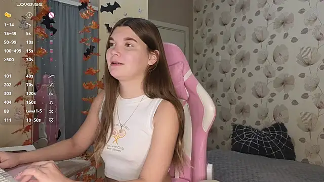 Snapshot of _cute_ice chatting on October 22, 2025, 4:35 am cute ice online show from October 22, 2025, 4:35 am