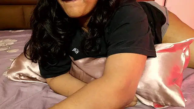 Gulaboo100 online show from November 27, 2025, 8:00 pm