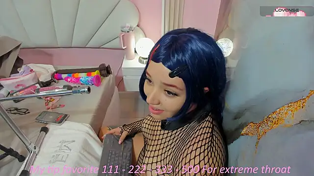 Snapshot of hinata_dolly chatting on September 28, 2025, 8:42 am hinata dolly online show from September 28, 2025, 8:42 am