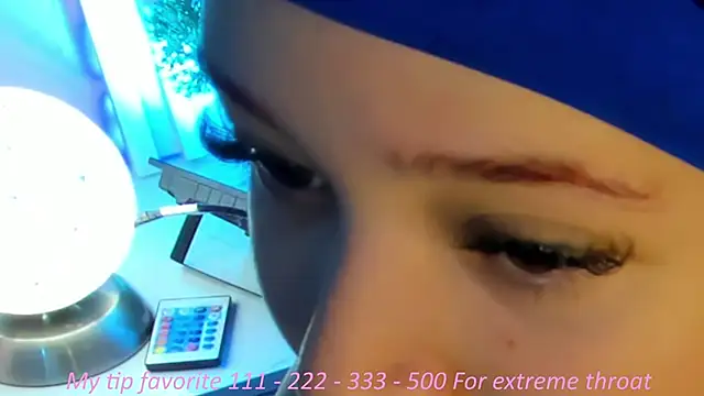 Snapshot of hinata_dolly chatting on October 10, 2025, 8:24 am hinata dolly online show from October 10, 2025, 8:24 am