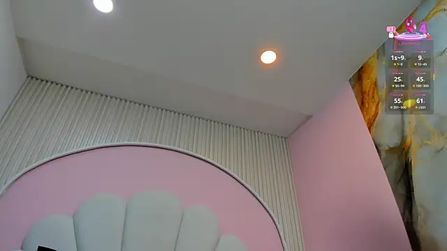 Snapshot of hinata_dolly chatting on November 5, 2025, 11:10 am hinata dolly online show from November 5, 2025, 11:10 am