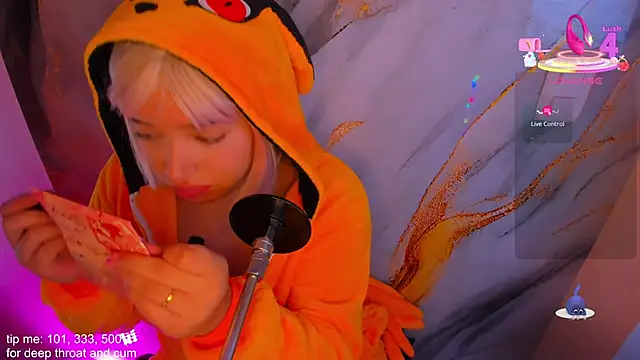 Snapshot of hinata_dolly chatting on December 4, 2025, 8:56 am hinata dolly online show from December 4, 2025, 8:56 am