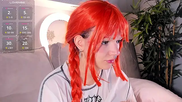 Snapshot of Molly_Platt chatting on December 4, 2025, 9:18 am Molly Platt online show from December 4, 2025, 9:18 am