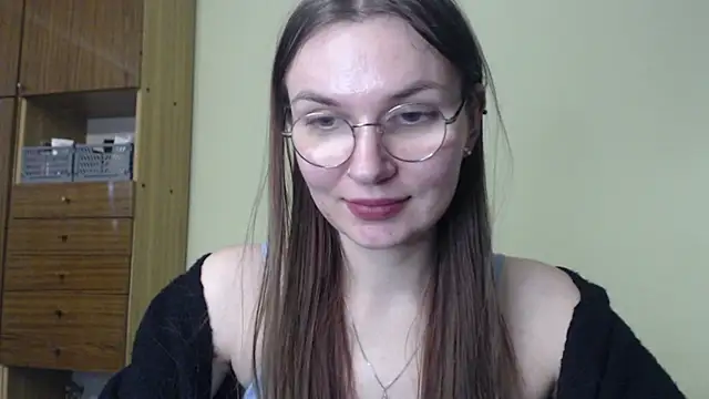 LooveELLYx online show from December 19, 2024, 2:57 pm