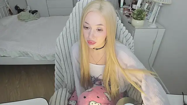 saadnesstyan online show from November 6, 2025, 10:49 am