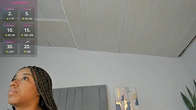 Snapshot of Sophia_Ebony chatting on November 12, 2025, 1:55 pm Sophia Ebony online show from November 12, 2025, 1:55 pm